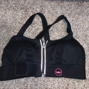 SHE-FIT MEDIUM HIGH-IMPACT SPORTS BRA